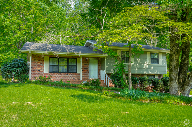 Building Photo - 218 Townsend Cir