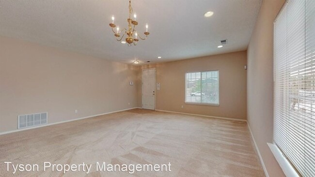 Building Photo - 3 br, 2.5 bath House - 6000 Crownpoint NE