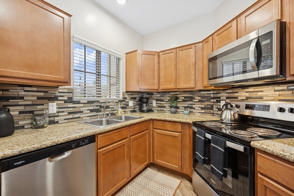 Primary Photo - Scottsdale Horizon Apartments