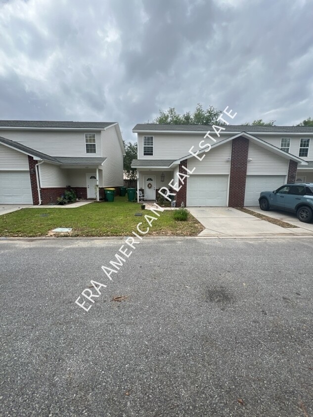 Foto principal - 1407 Beaver Run Rd
