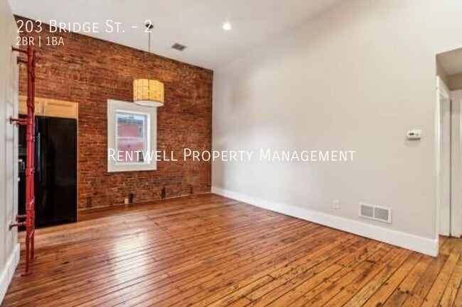 Foto del edificio - 203 Bridge St