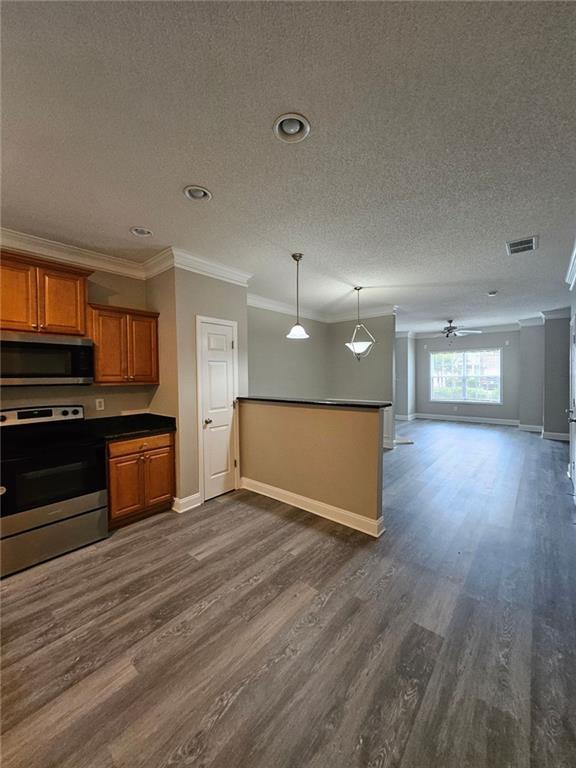 Building Photo - 2612 Halligan Point
