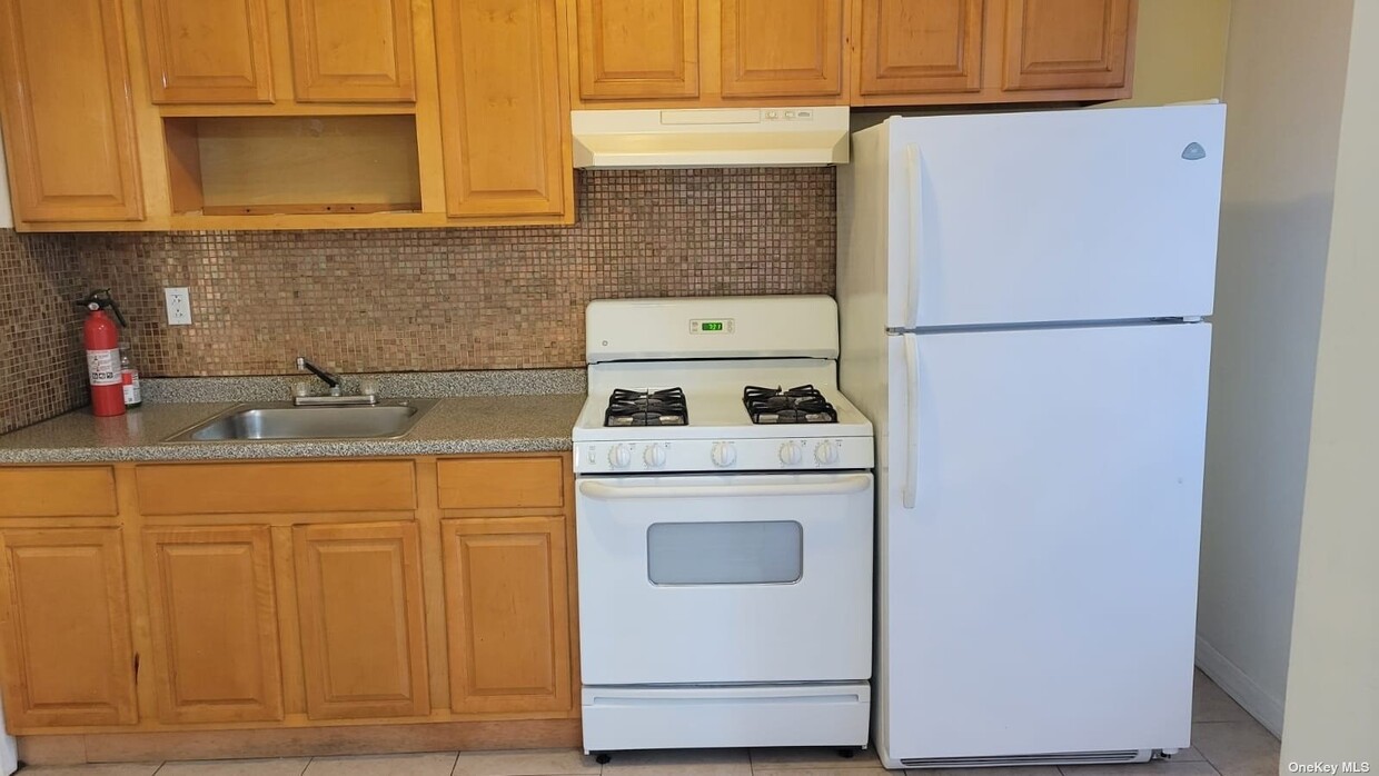 Foto principal - 116-04 Rockaway Blvd