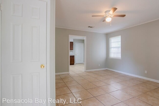 Foto del edificio - 2 br, 1 bath House - 910 Calhoun Ave, Unit A