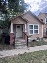 Building Photo - 2613 Nettleton St
