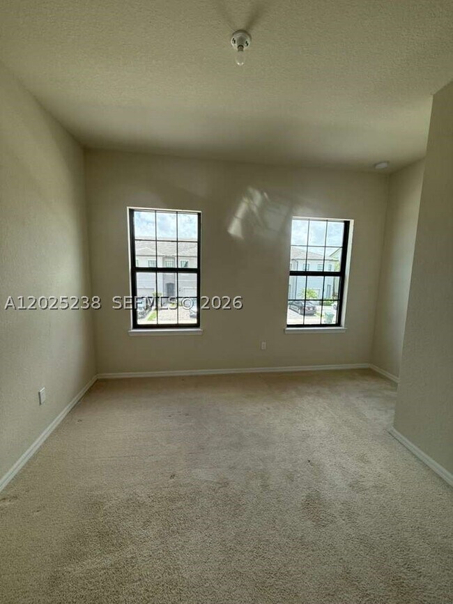 Foto del edificio - 2163 Appleton Cir S