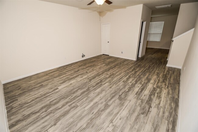 Building Photo - 835 Frontera Ct