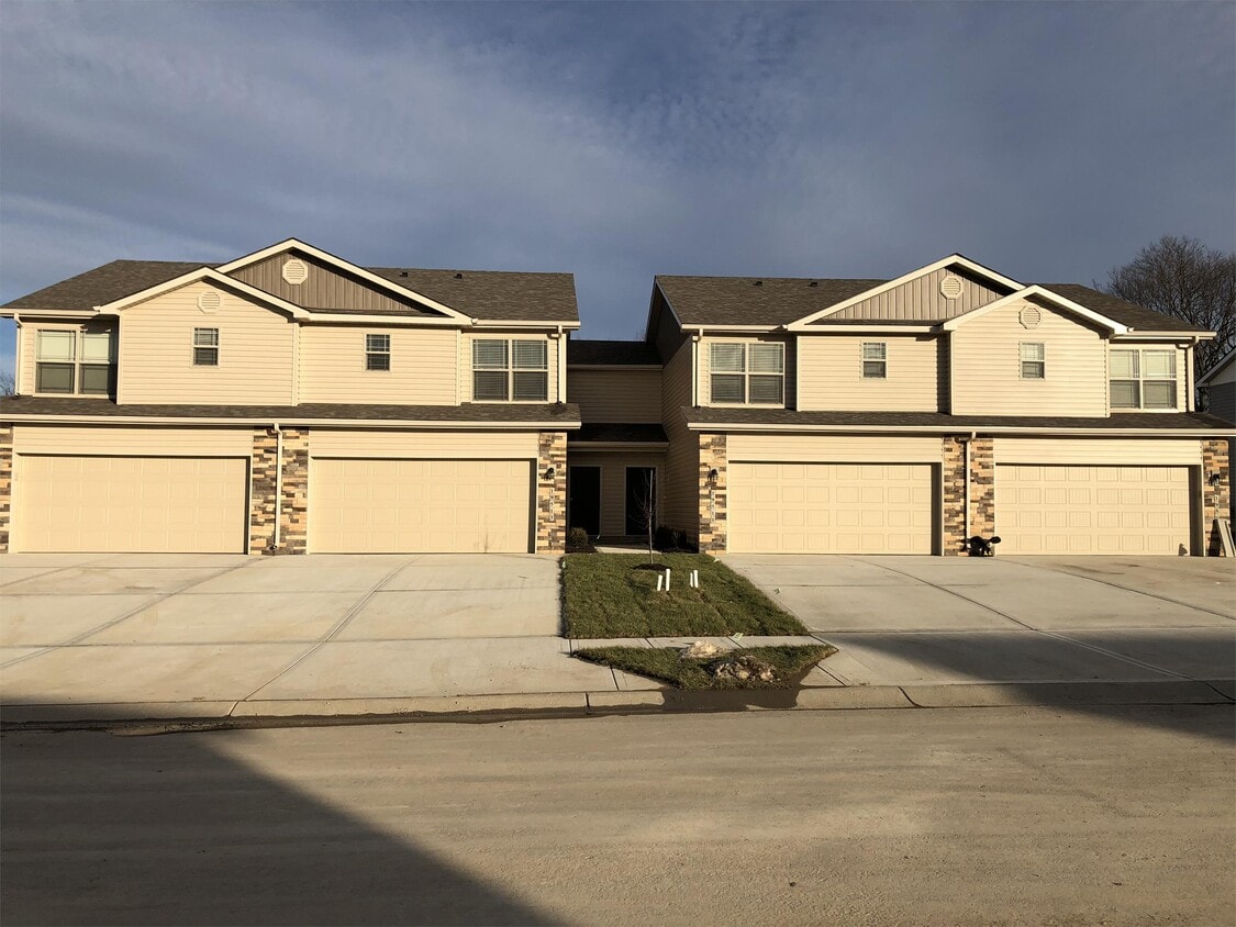 Foto principal - 19511 Mulberry Ln