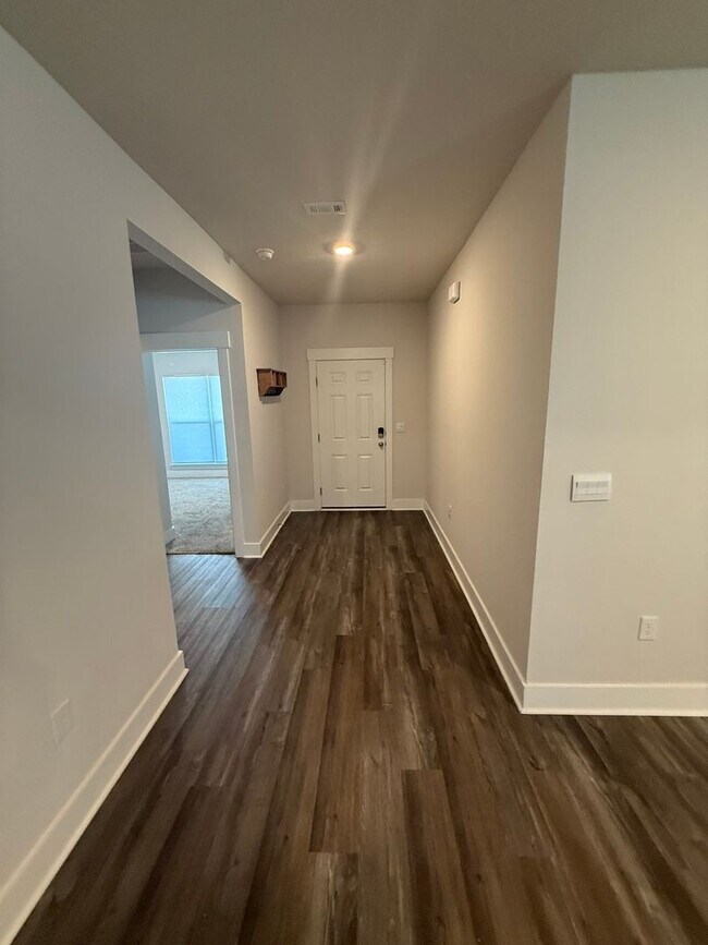 Foto del edificio - 4 bedroom 3 FULL bath home in Shoal River ...