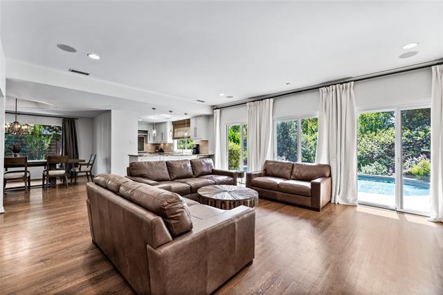 Foto del edificio - 3532 Timberview Rd
