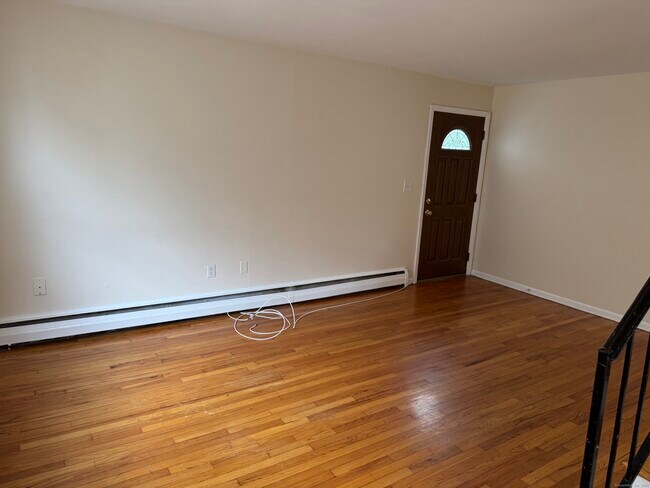 Building Photo - 855 Black Rock Tpke