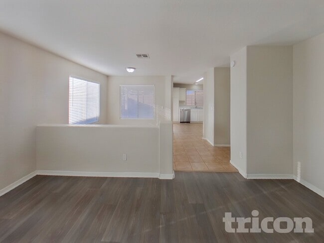 Building Photo - 42309 W Desert Fairways Dr