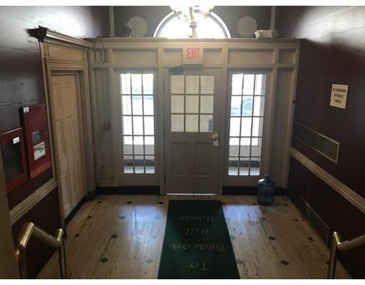 Primary Photo - 122 Bowdoin St