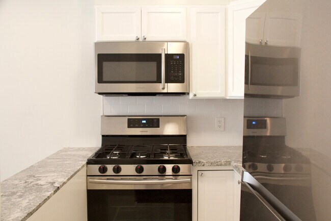 Foto del edificio - 1562 Barry Ave