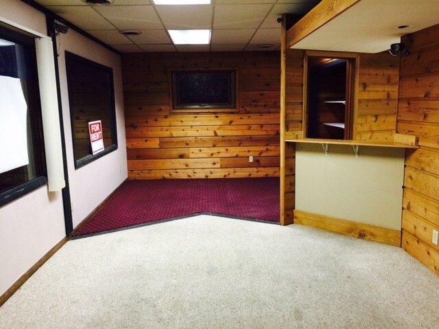 Interior Photo - 530 W Main St
