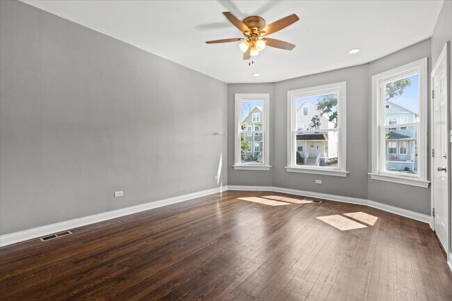Foto del edificio - 5344 W Eddy St