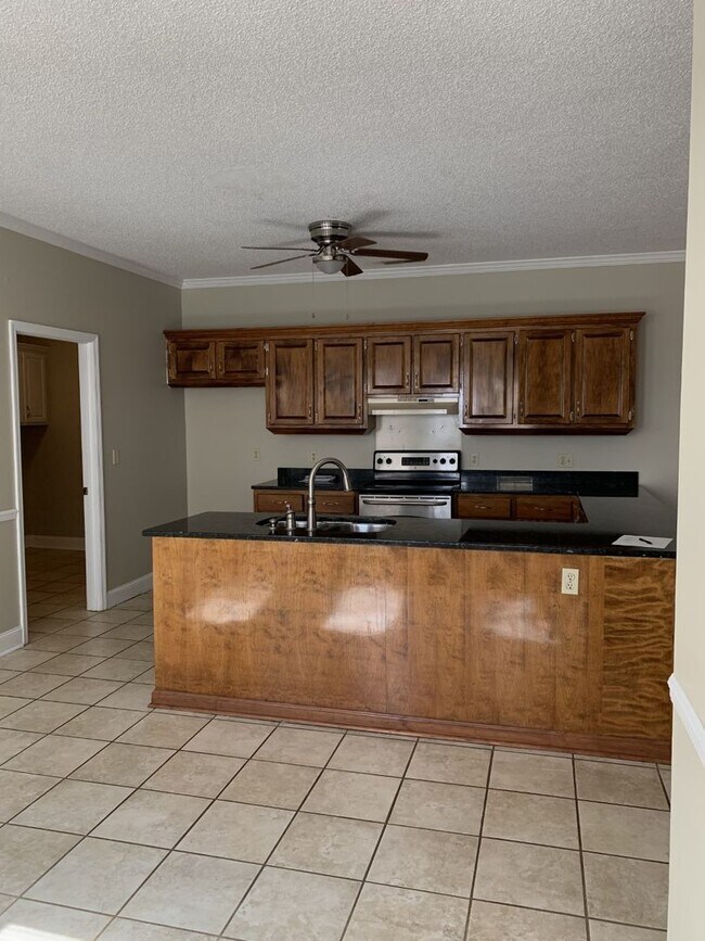 Foto del edificio - 97 N Bailey Springs Dr