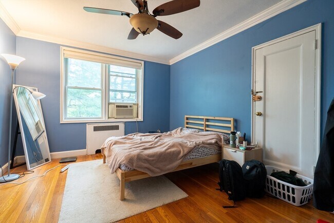 Building Photo - 50 Follen St