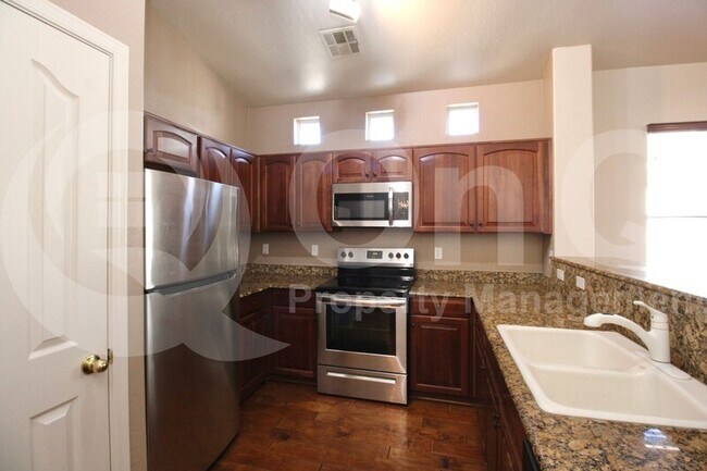 Foto del edificio - 903 W Wendy Way