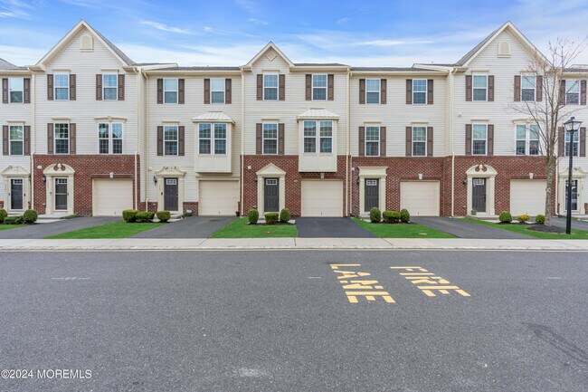 Foto del edificio - 117 Kyle Dr