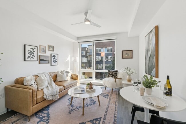 Foto del edificio - Koz Uptown