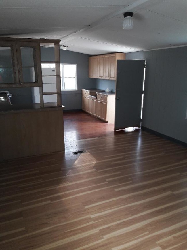 Building Photo - 509 Catawba Point Way