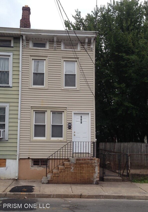 Primary Photo - 3 br, 1.5 bath House - 509 Beatty St