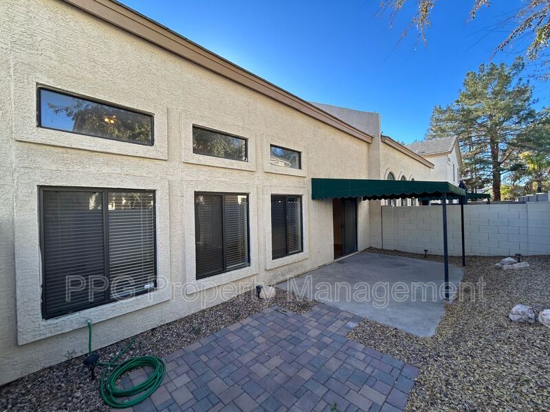 Primary Photo - 7484 W Denaro Dr