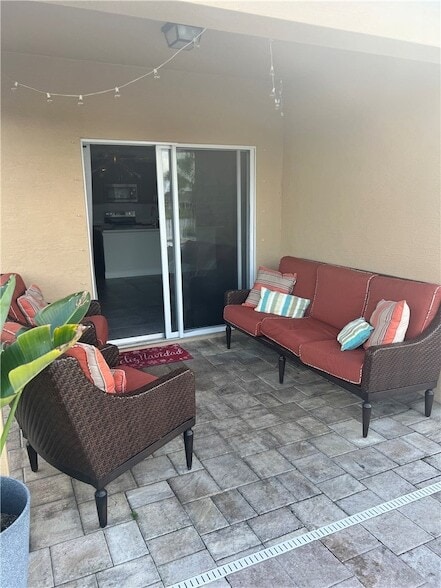 Foto del edificio - 3280 Roxbury Pl SW