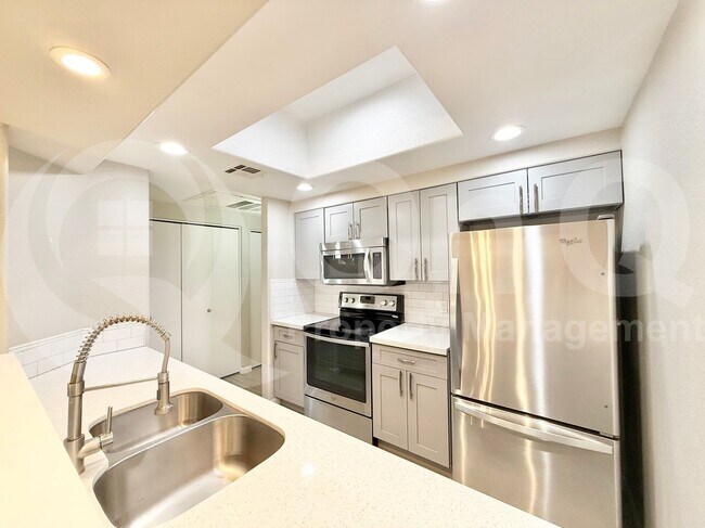 Foto del edificio - 3434 E Baseline Rd