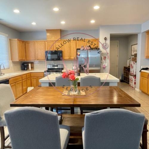 Foto del edificio - 5578 Poppy Way