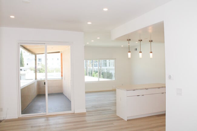 Living Room - 449 Le Doux Rd