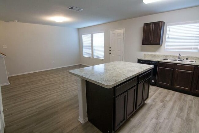 Building Photo - 2351 Applewhite Mdw