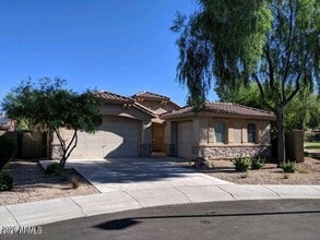 Building Photo - 2106 W Hemingway Ct