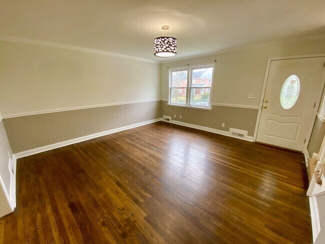 Foto del edificio - Charming 3BR/2BA Townhome in Stonewood, MD!