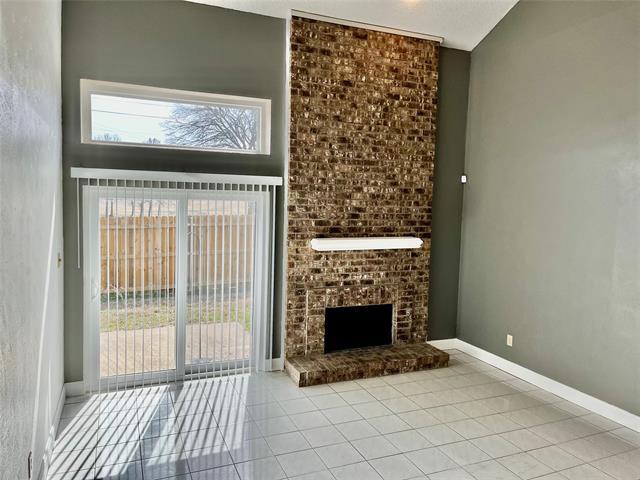 Building Photo - 628 Via Miramonte