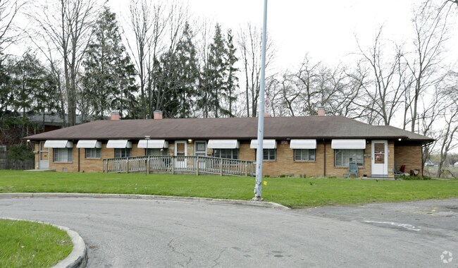 Foto del edificio - 1509 Pennelwood Dr