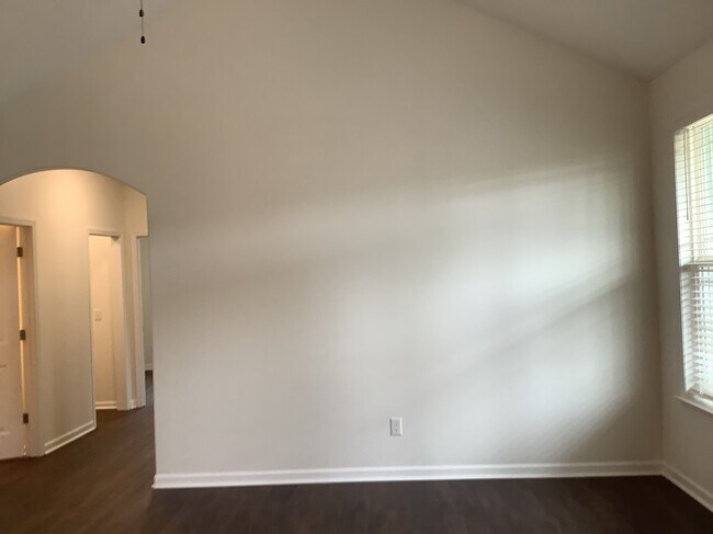 Foto del edificio - 125 Bur Oak Dr