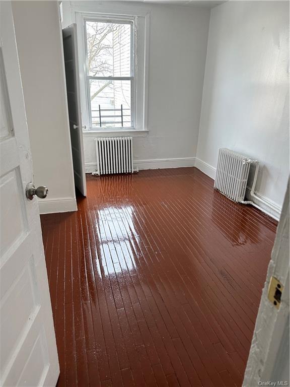 Building Photo - 3054 Fenton Ave