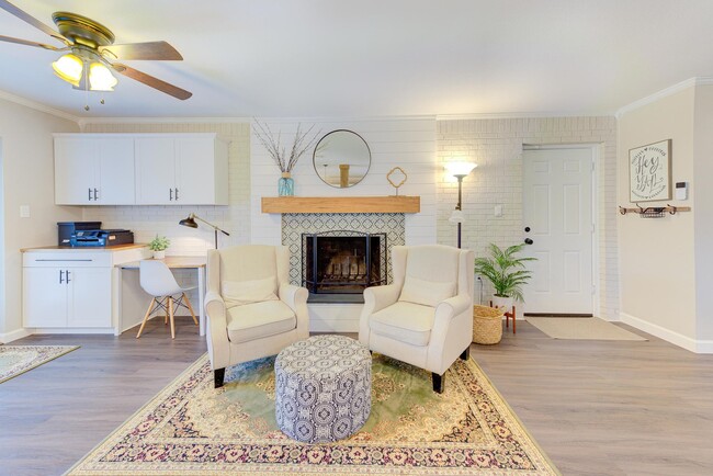 Foto del edificio - 202 Kettering Ct