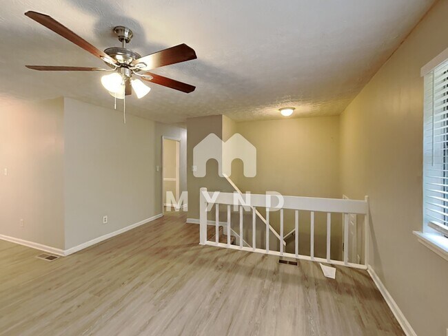 Building Photo - 140 Huntridge Dr