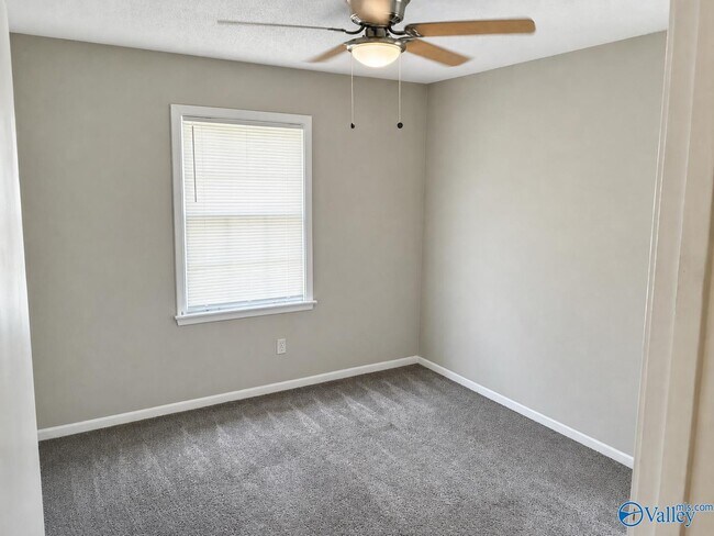 Foto del edificio - 4459 Millvale Dr SW