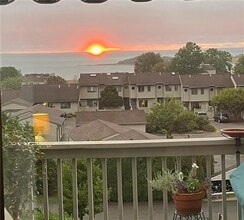 Building Photo - 143 Windward Ln