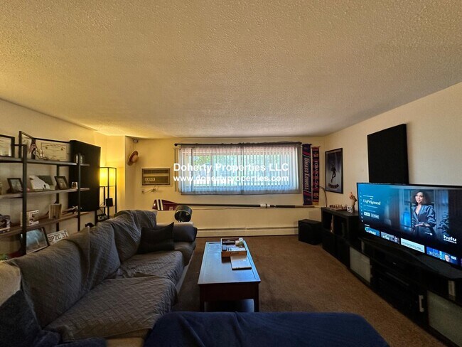 Foto del edificio - 339 Pawtucket Blvd