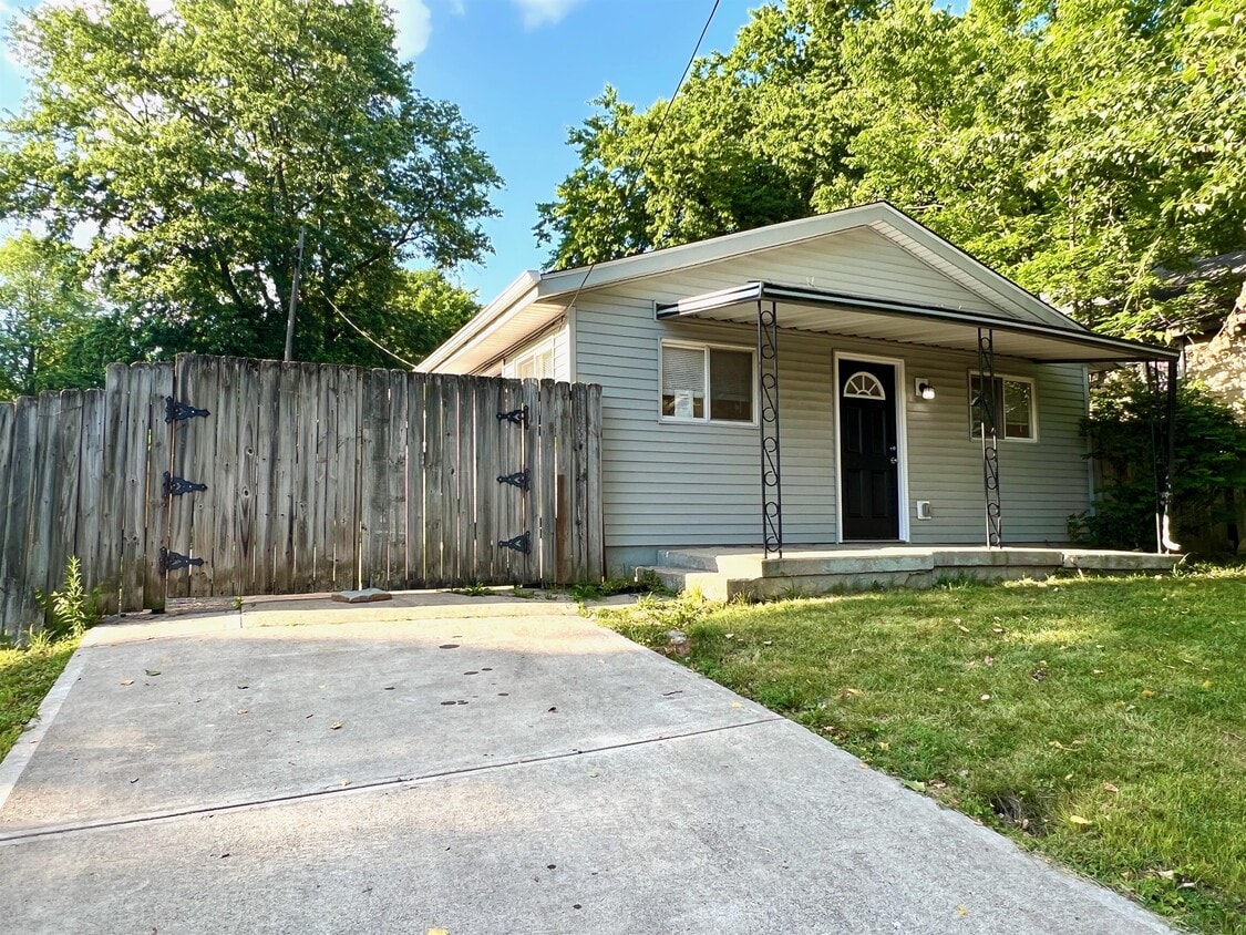 Photo - 2304 Imlay Ave (Hamilton, OH)