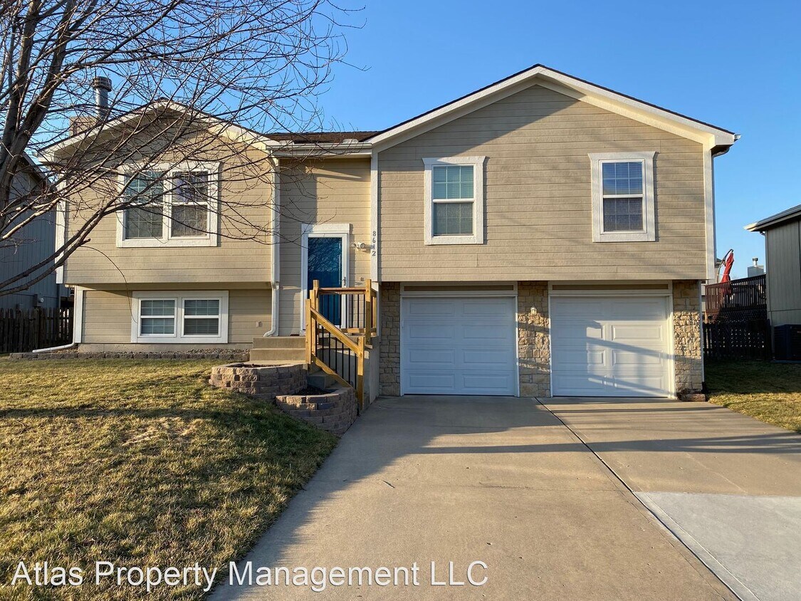 Primary Photo - 3 br, 2.5 bath House - 8612 NE 115th Terr