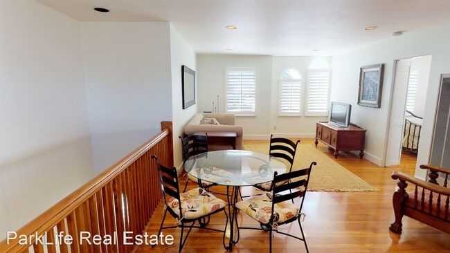 Building Photo - 1 br, 1 bath  - 953 Adella Ave