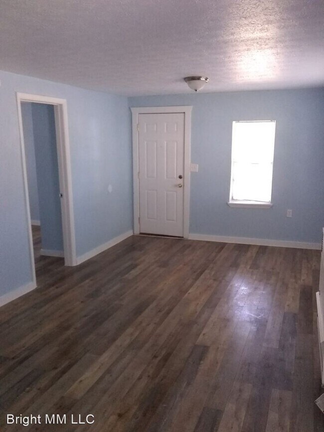 Building Photo - 2 br, 1 bath House - 1126 pine st