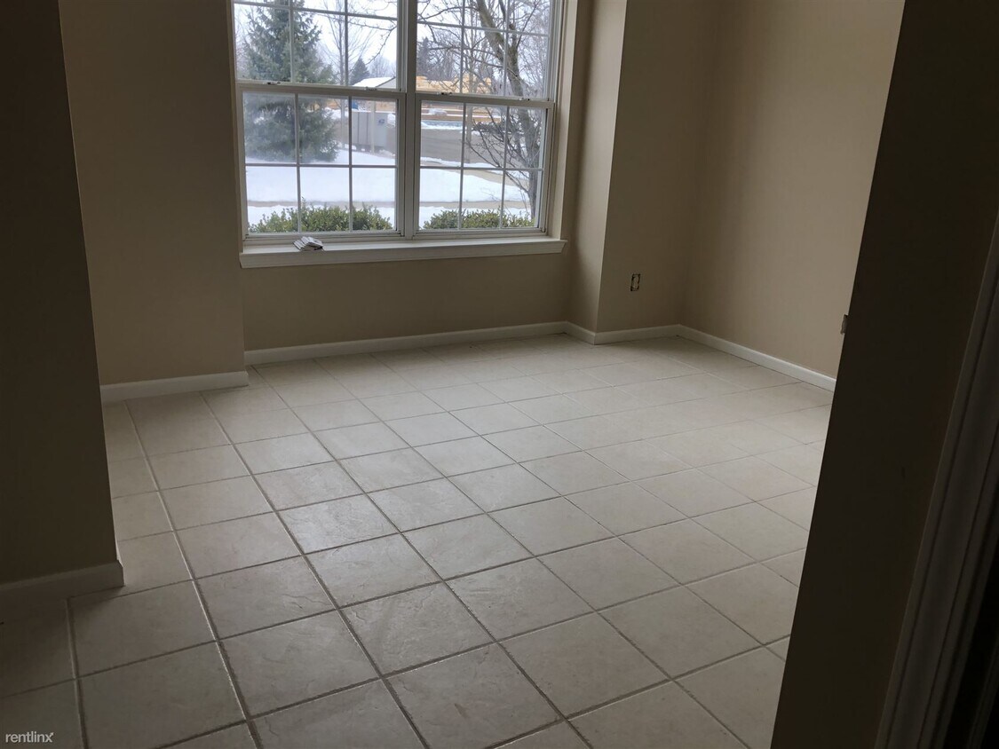 Foto principal - 3 br, 3.5 bath Condo - 22063 Parkview Dr
