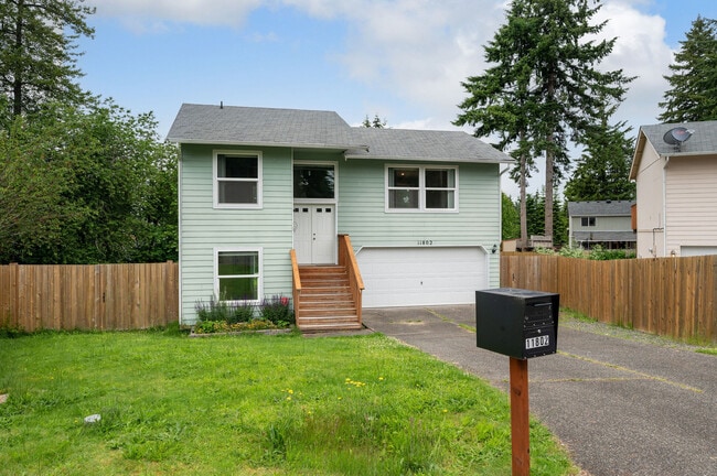 Building Photo - 11802 200th Avenue Ct E